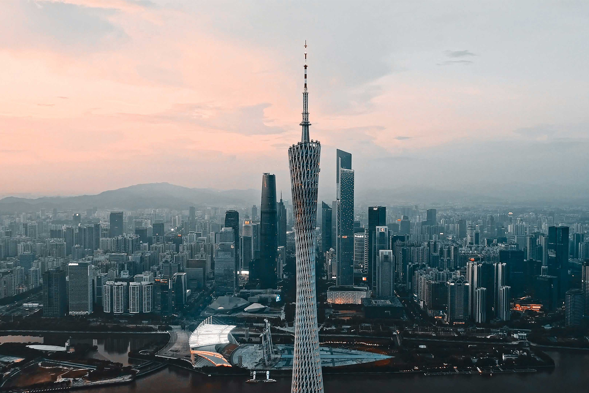 BB贝博艾弗森工业领域领航者